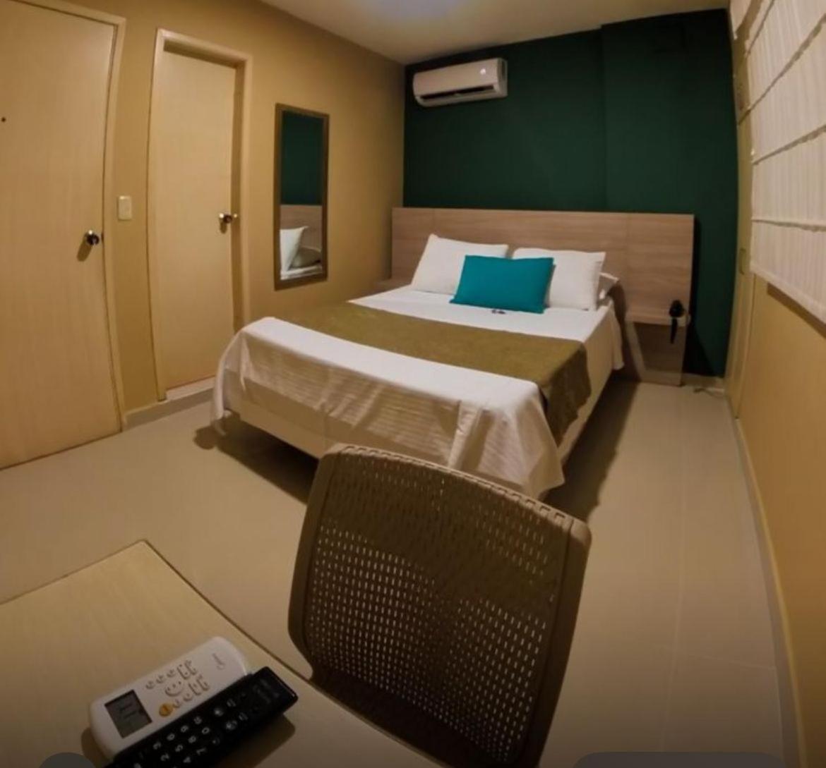 Hotel Prado 34 West Μπουκαραμάνγκα Εξωτερικό φωτογραφία