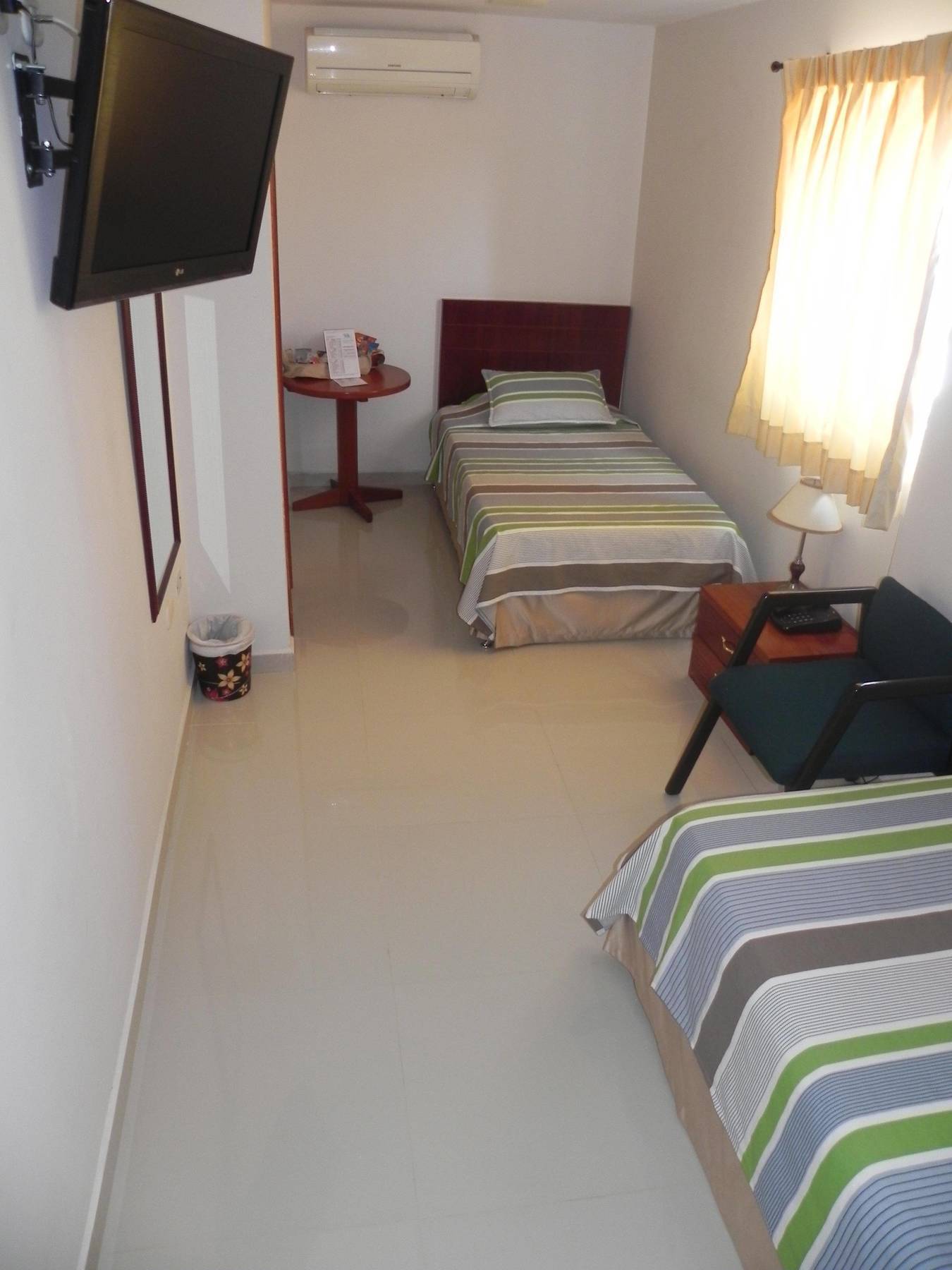 Hotel Prado 34 West Μπουκαραμάνγκα Εξωτερικό φωτογραφία