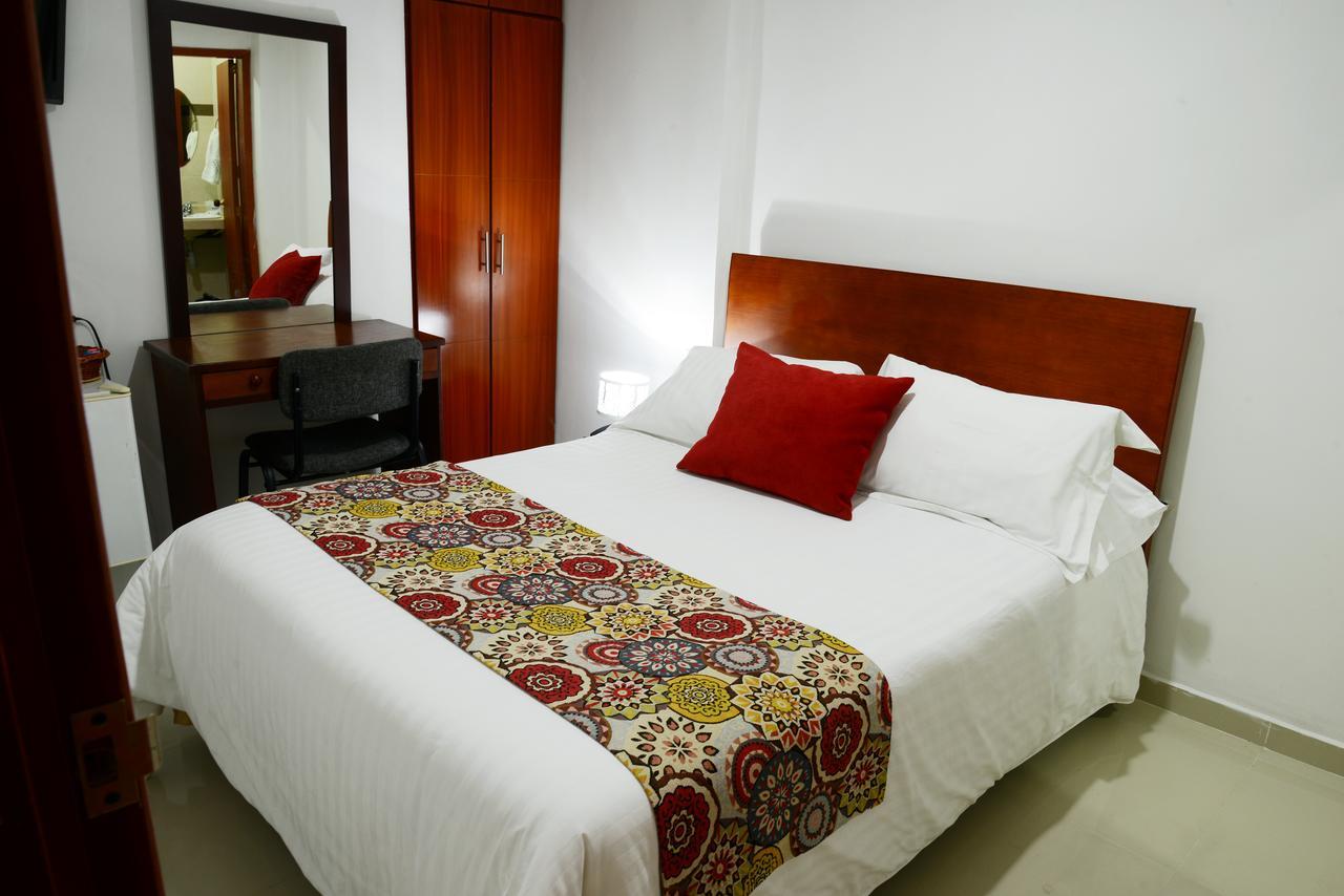 Hotel Prado 34 West Μπουκαραμάνγκα Εξωτερικό φωτογραφία