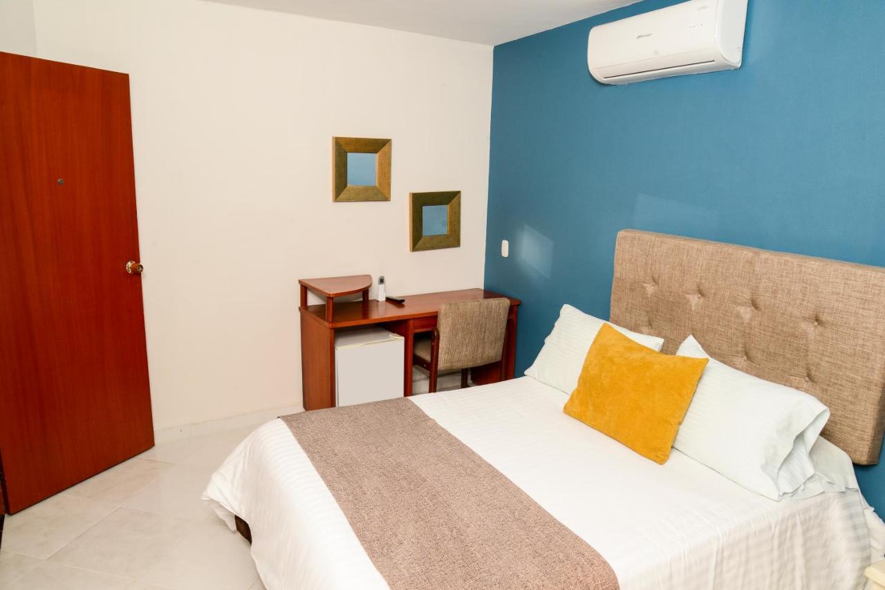Hotel Prado 34 West Μπουκαραμάνγκα Εξωτερικό φωτογραφία